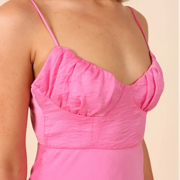 PERFECT DRESS. - Picture 5 of 16